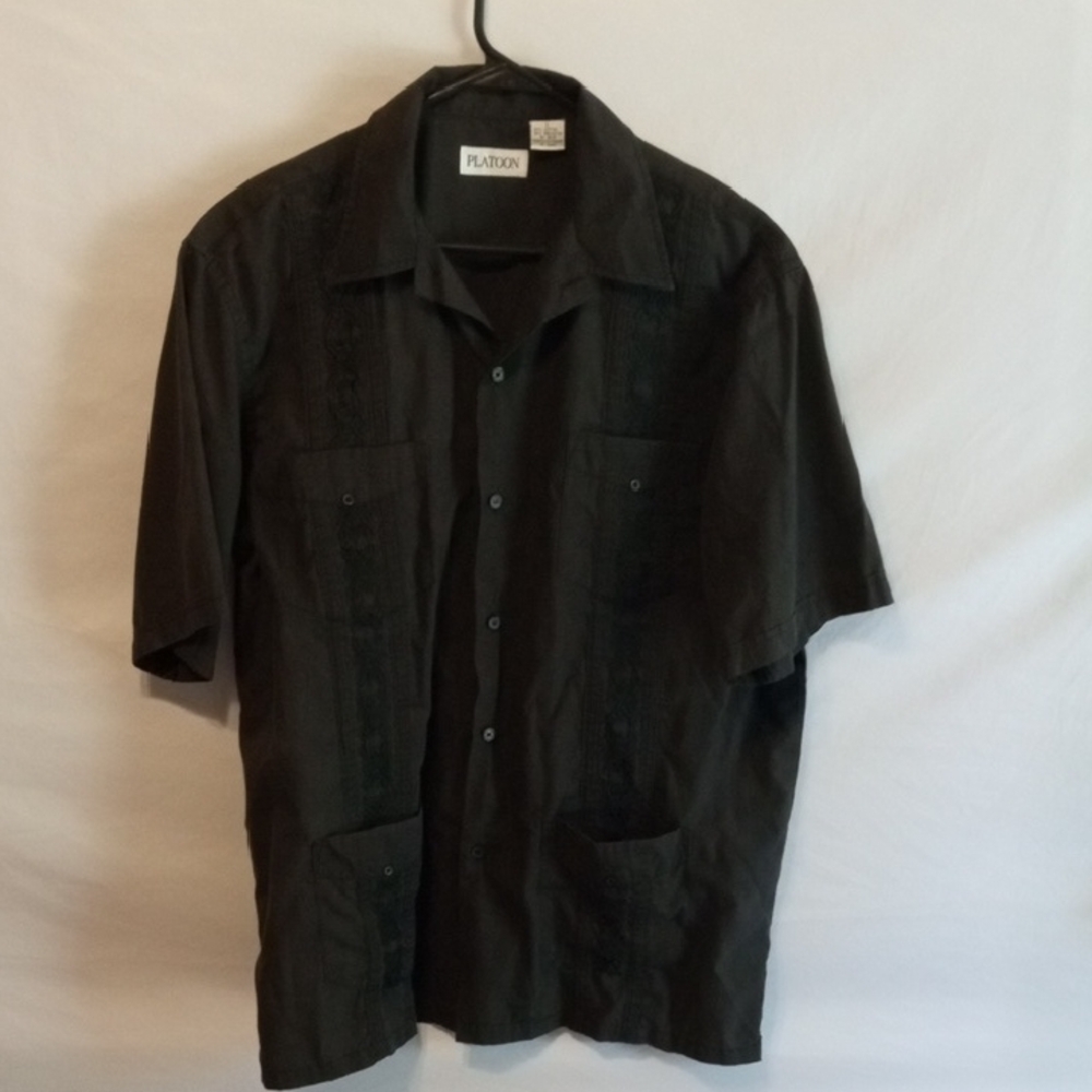 Cubavera Men's Short-Sleeve Embroidered Guayabera Shirt Black
